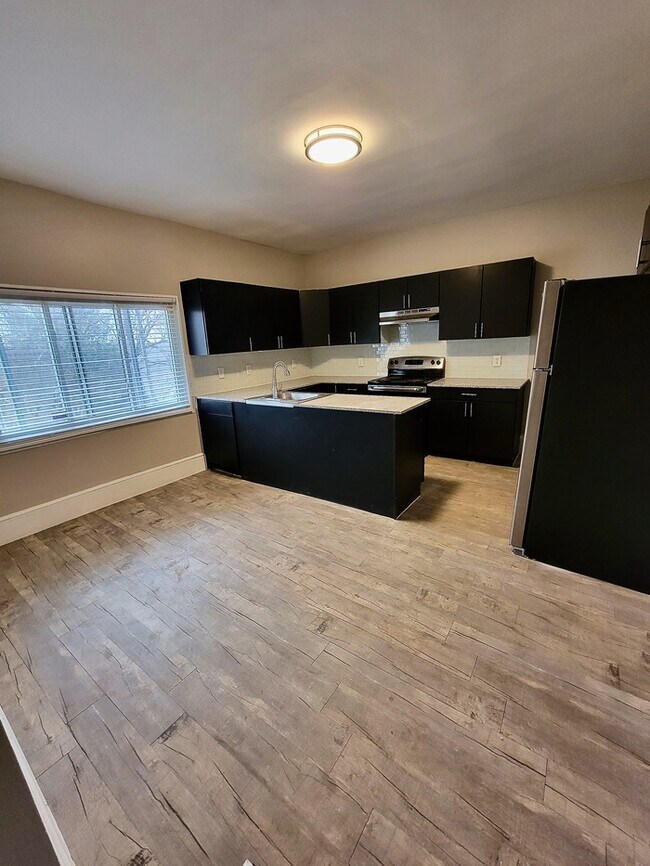 Foto del edificio - 1407 Virginia Ave