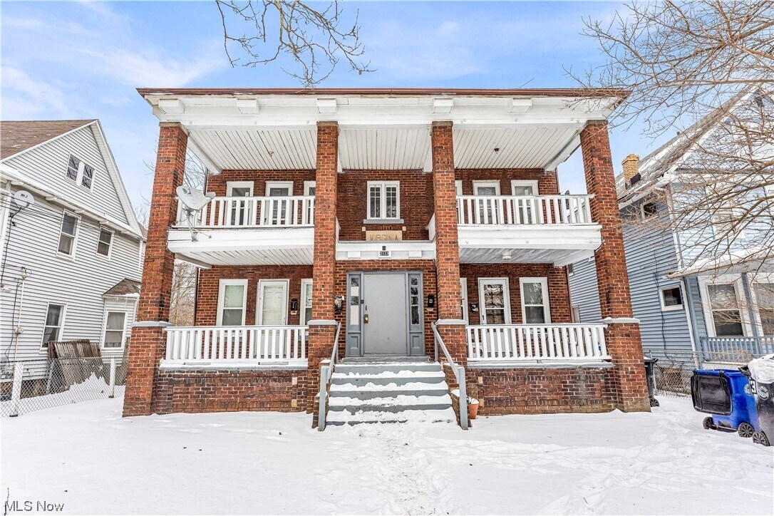 Primary Photo - 2133 W 98th St