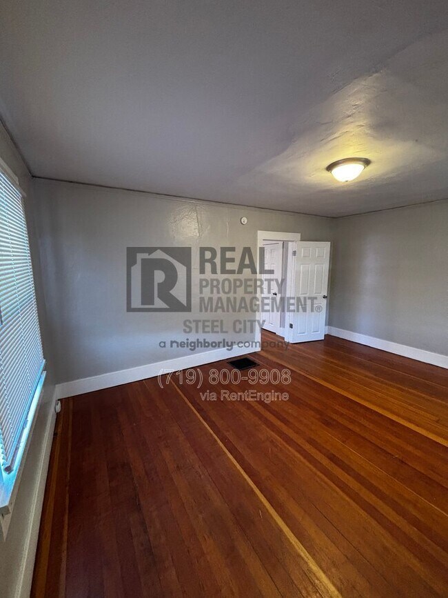 Foto del edificio - 1728 Carteret Ave