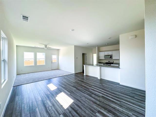 Building Photo - 8321 Hawkview Dr