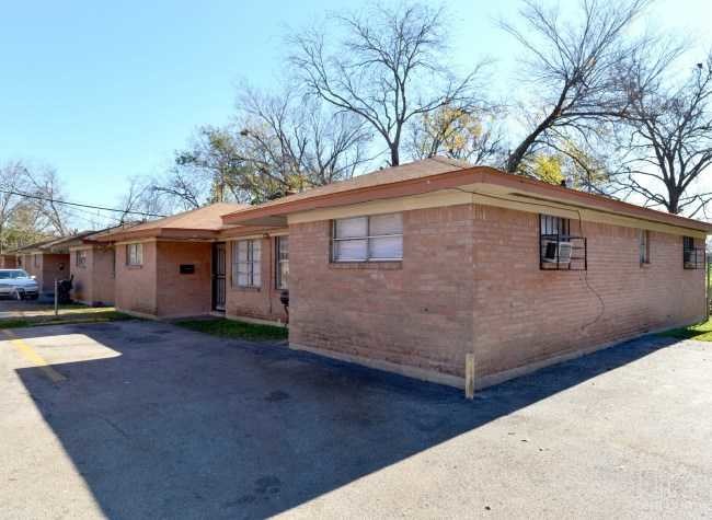 Primary Photo - 5462 Minden St