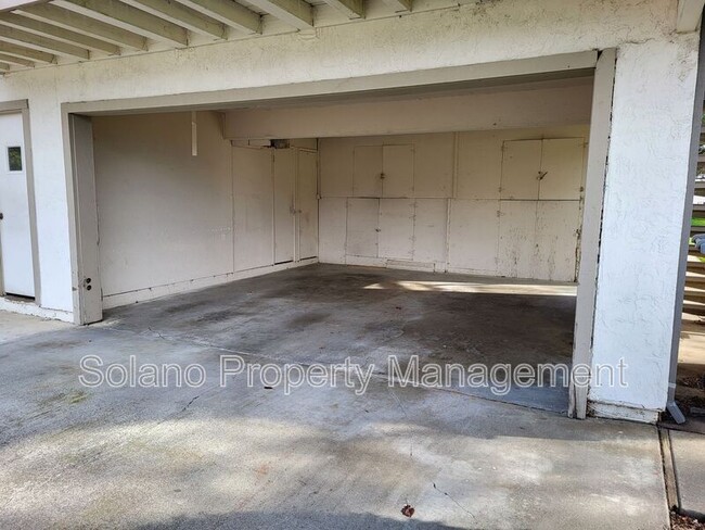 Foto del edificio - 1970 Peabody Rd