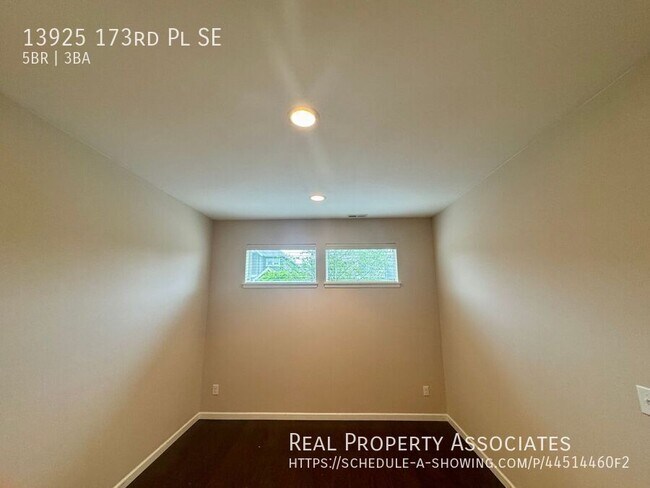 Foto del edificio - 13925 173rd Pl SE