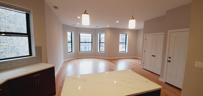 Building Photo - 3228 W Potomac Ave
