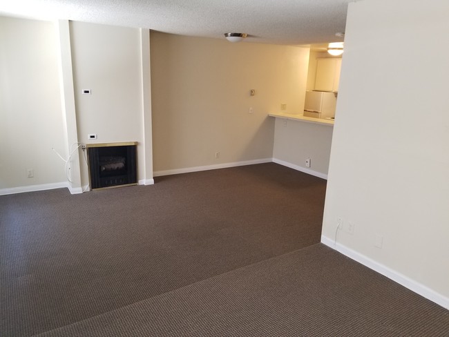 Building Photo - 1200 N Olive Dr