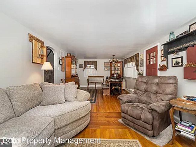 Building Photo - 3 br, 2 bath House - 50 Summer Hill Rd.