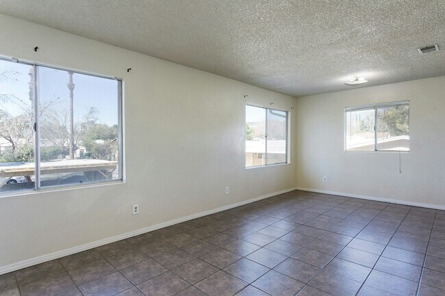 Foto del edificio - 536 N 5th St