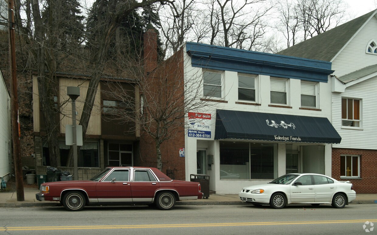 Main Building View - 719 Allegheny River Blvd