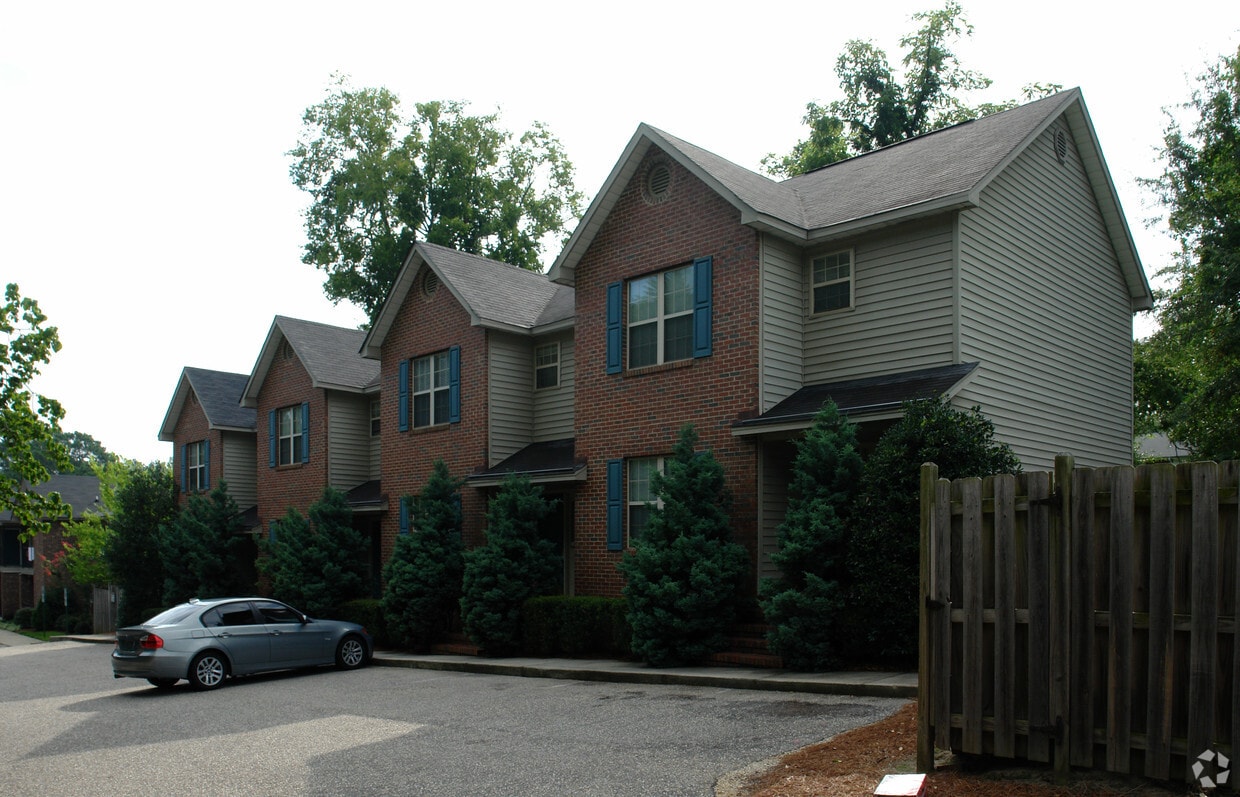 23202336 Fort Bragg Rd, Fayetteville, NC 28303 23202336 Fort Bragg