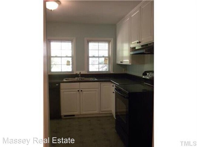 Foto del edificio - 4 br, 2 bath House - 914 Medina 0.0