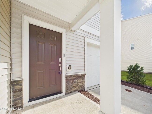 Building Photo - 2709 Chert Ln