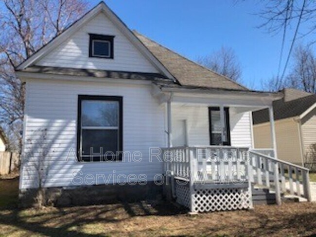 Foto del edificio - 626 S New Ave