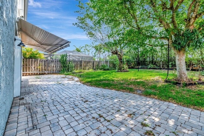 Building Photo - 22300 Sands Point Dr