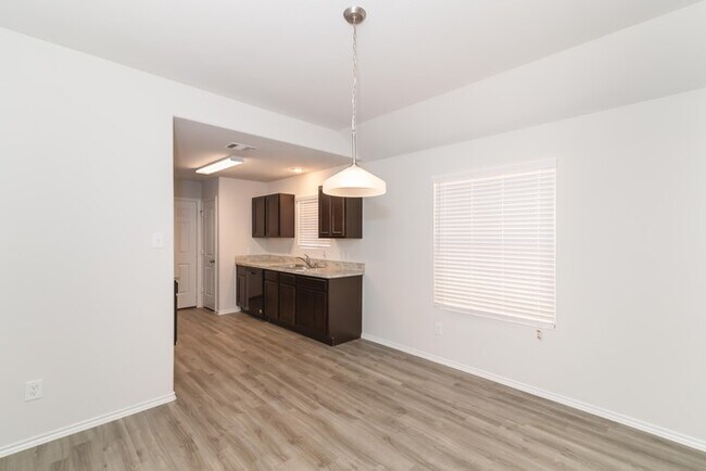 Foto del edificio - 24414 Veratti Ln