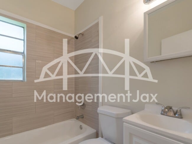 Foto del edificio - 2604 Van Gundy Rd