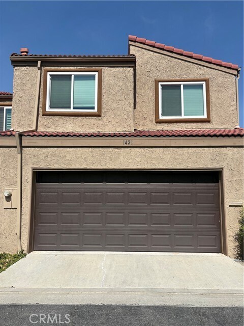 Foto del edificio - 1421 Vista Grande