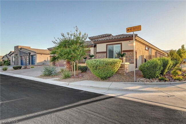 Foto del edificio - 6391 Montrose Park Ct