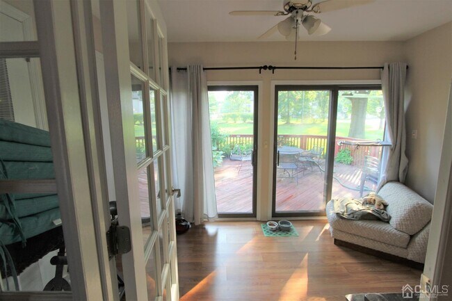 Foto del edificio - 138 Leah Ct