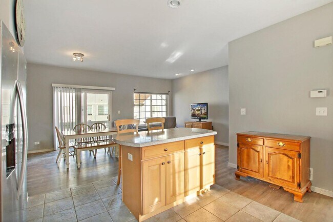 Foto del edificio - 2434 Daybreak Ct