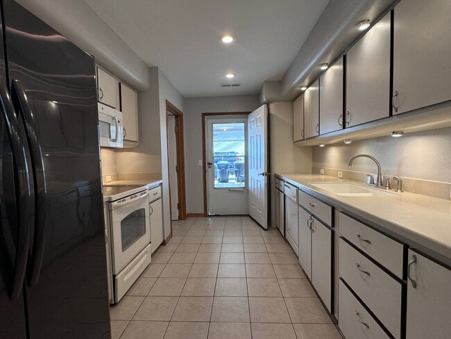 Foto del edificio - 822 SE 44th Terrace