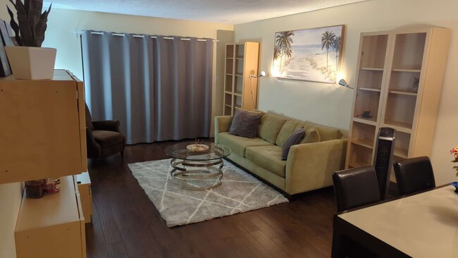 Foto del edificio - 1801 NW 75th Ave