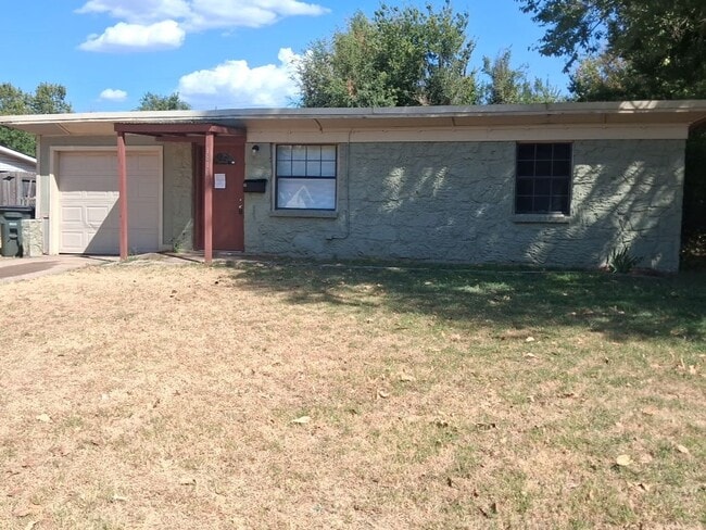 Photo - 1816 Lariet Lane House