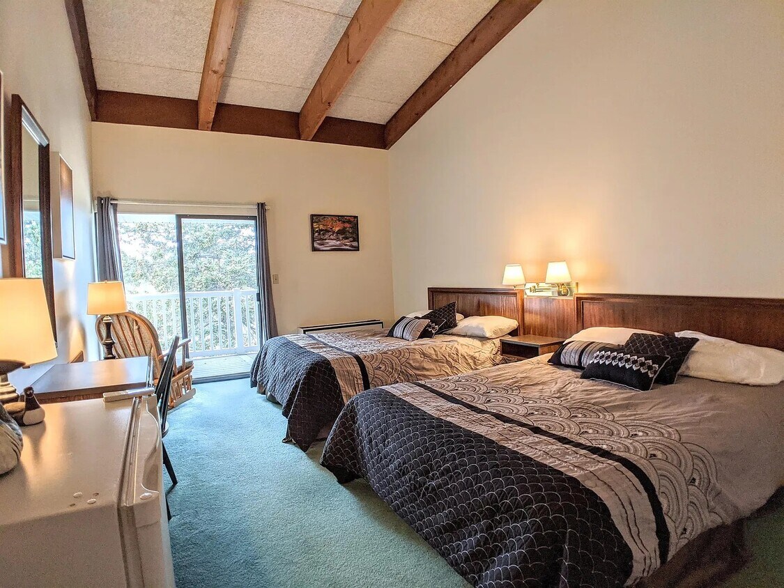 Foto del edificio - Cedar Lodge