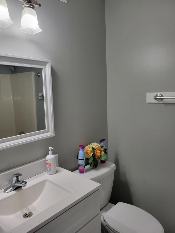 Building Photo - 36 Woodleaf Ct