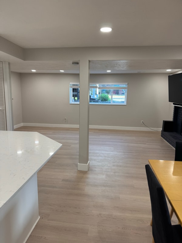 Building Photo - 1360 E 5360 S
