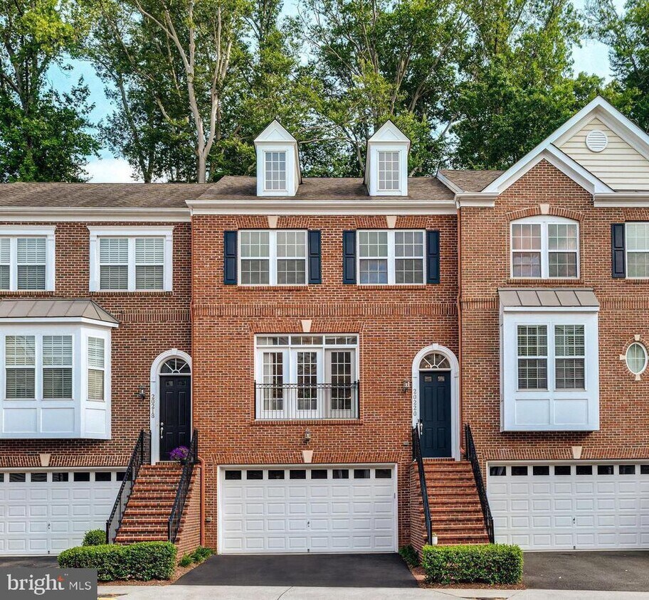 Foto principal - 20220 Center Brook Square