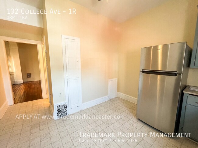 Foto del edificio - Very Nice College Ave Efficiency