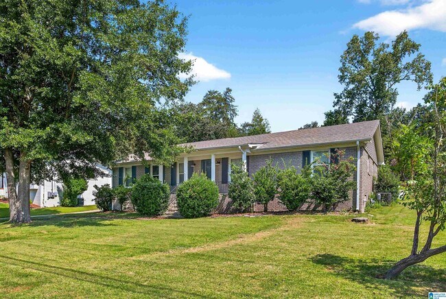 Foto del edificio - 1112 Blue Ridge Blvd