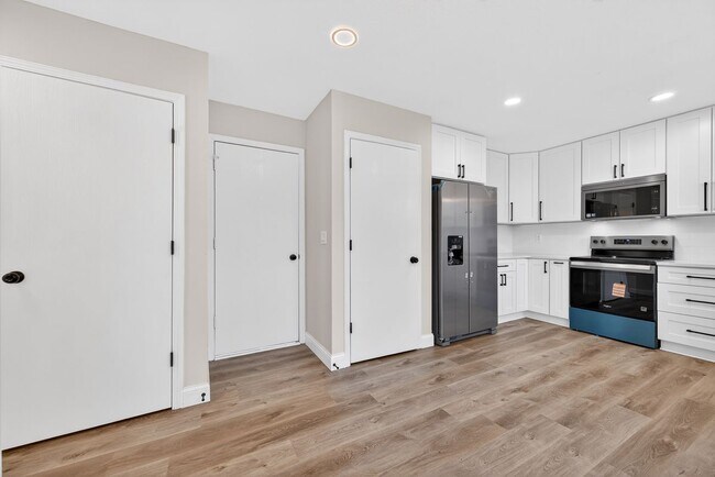 Building Photo - 1447 Pepperdine Ct