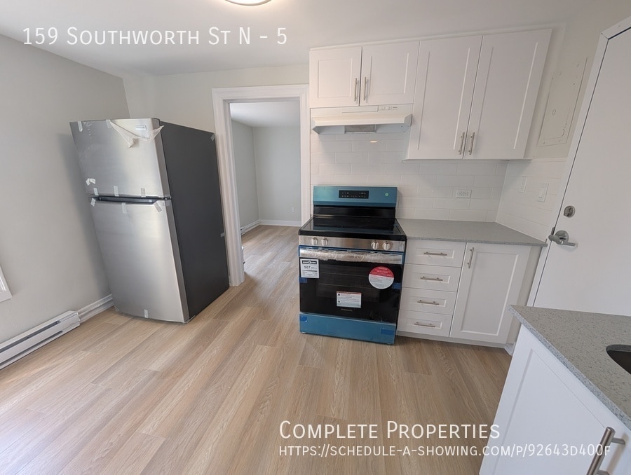 Primary Photo - Bright and Fully Remodeled 1 Bedroom