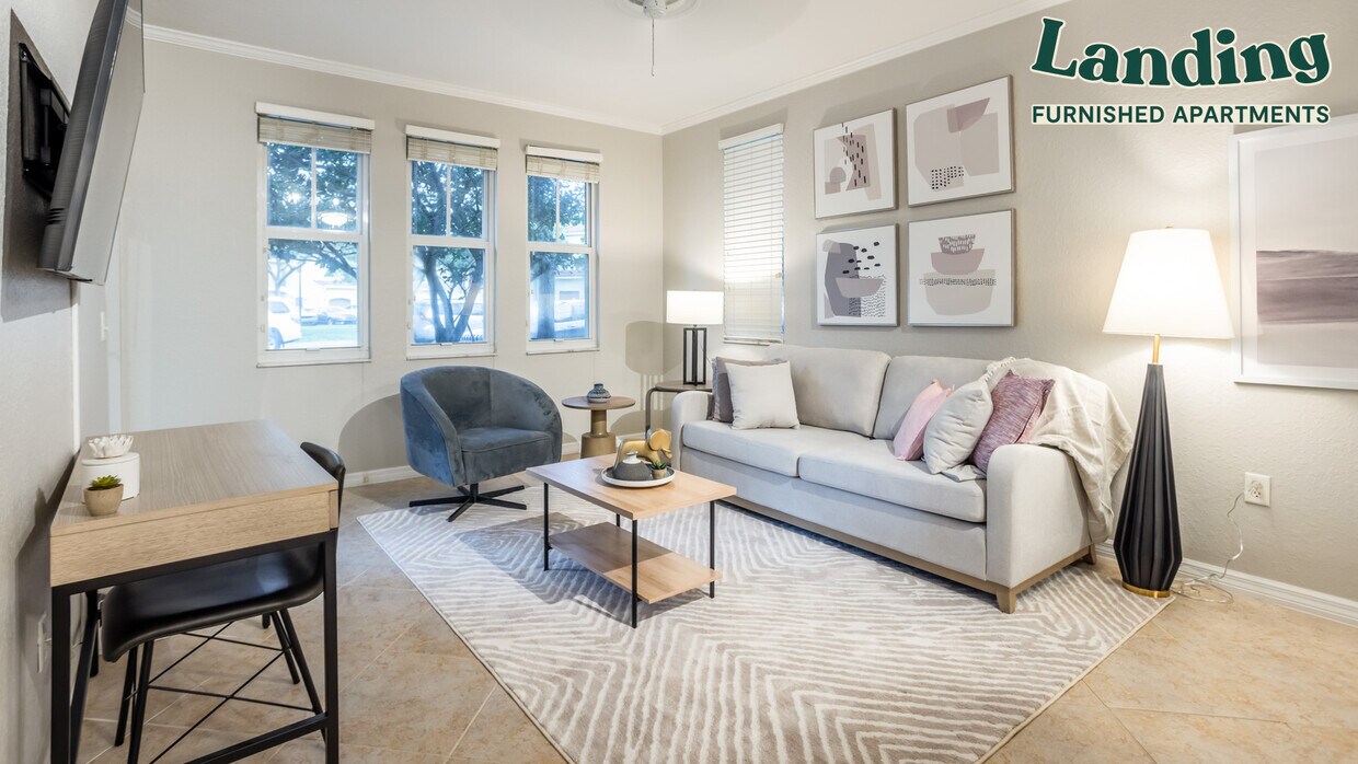 Foto principal - 13500 NW 3rd St