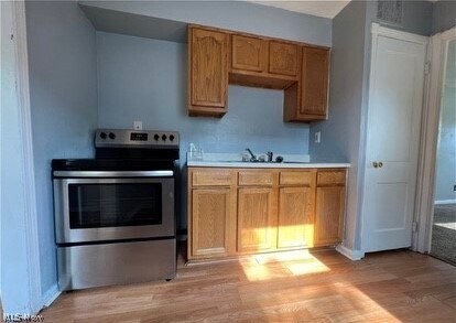 Foto del edificio - 12309 Brookfield Ave