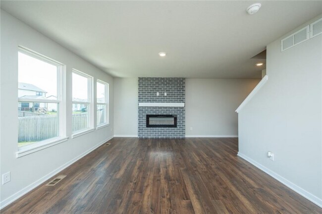Building Photo - 1060 Spruce St