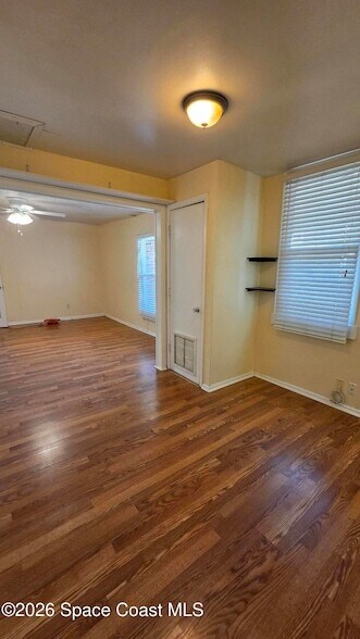 Foto del edificio - 2101 Hallwood Pl