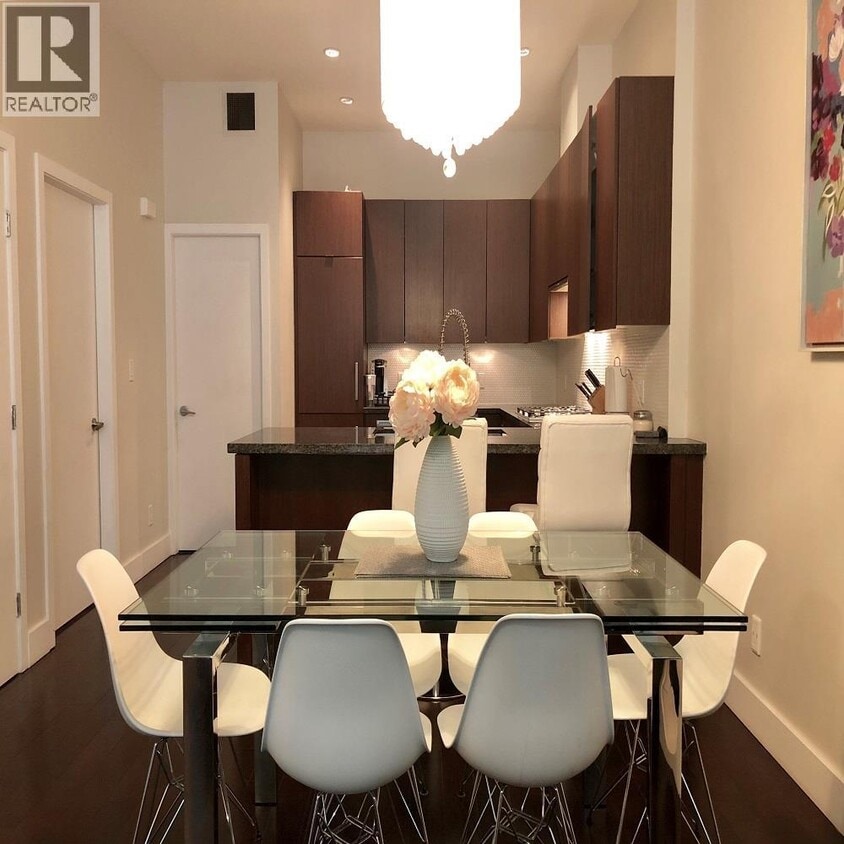 Photo principale - 1059 Richards St