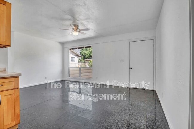 Foto del edificio - 84-1111-1111 Lahaina St