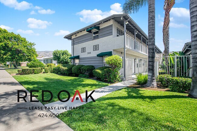 Foto del edificio - 380 S Sierra Madre Blvd