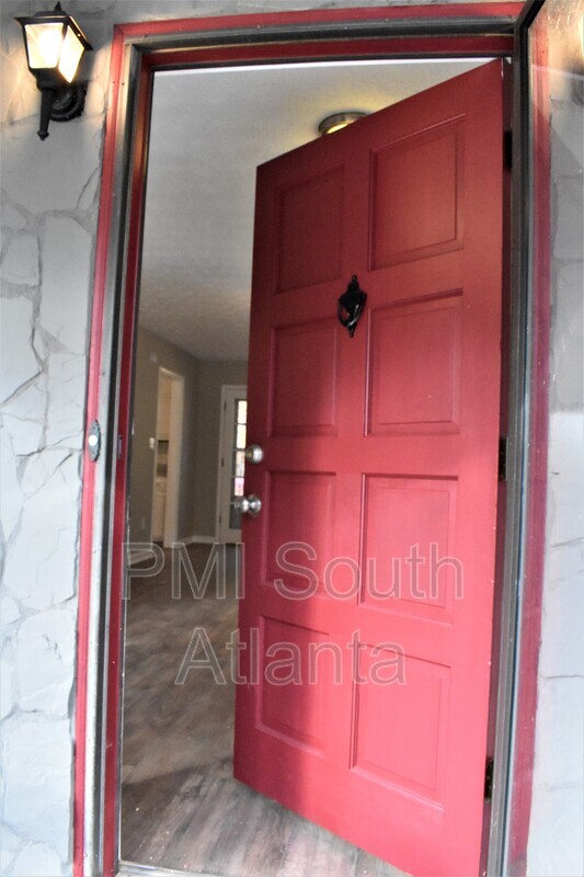 Foto del edificio - 130 Pine Trail Rd
