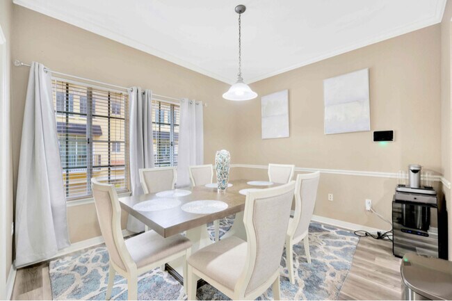 Foto del edificio - 115 S Sherrill St