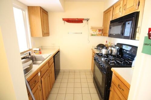 Foto principal - 147 Kelton St