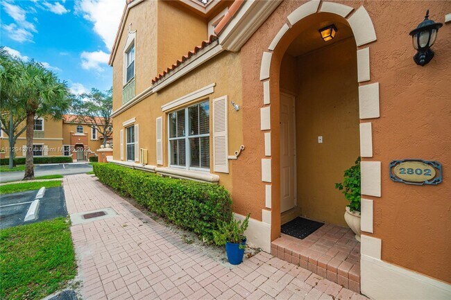 Building Photo - 8423 NW 138th Terrace