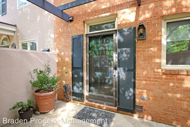 Building Photo - 2 br, 2 bath House - 1628 Garden Court
