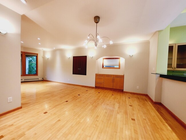 Building Photo - 9737-9793 93 Ave NW