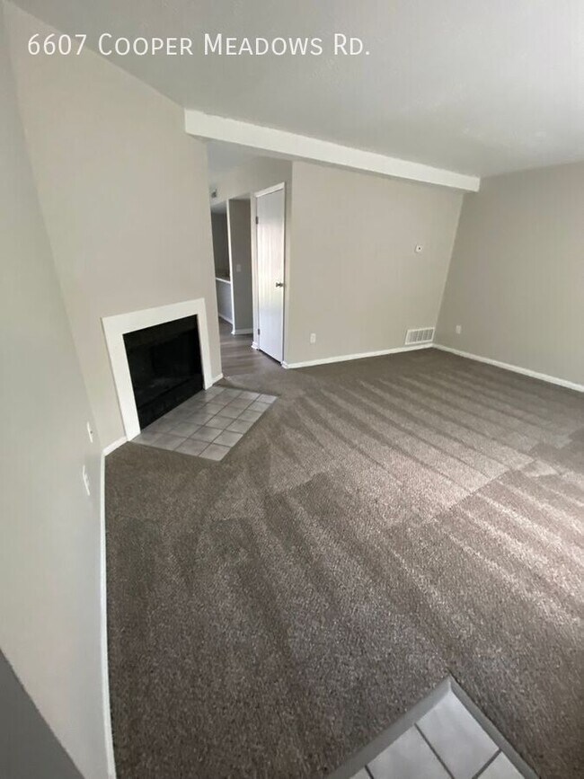 Foto del edificio - 6607 Cooper Meadows Rd
