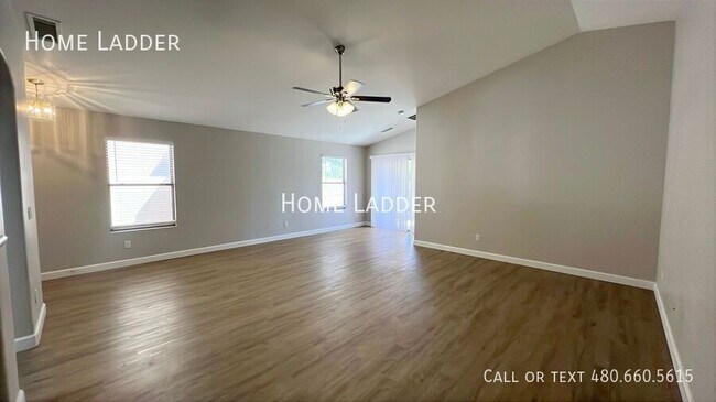 Building Photo - 10317 E Kiva Cir
