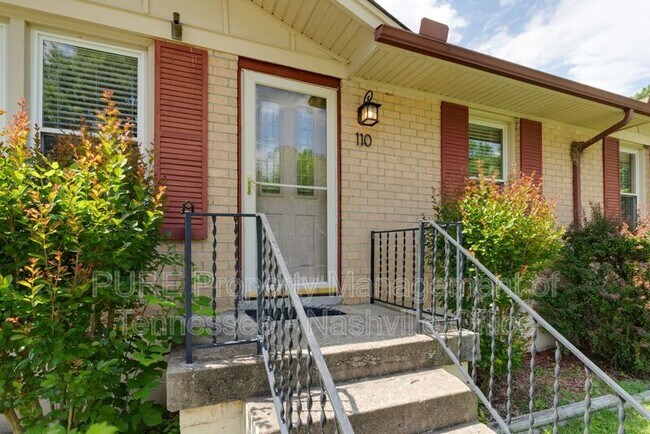 Photo - 110 Woodridge Dr House